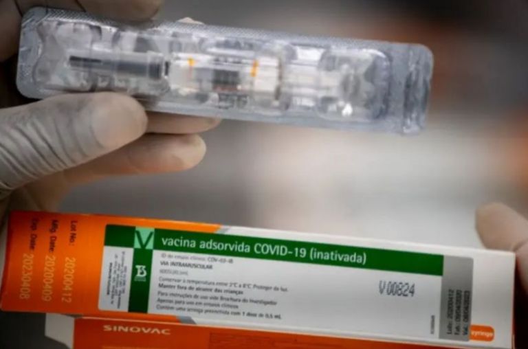 Anvisa aprova uso emergencial de vacinas contra Covid; vacinação pode começar quarta