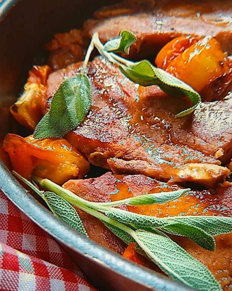 Carré suíno com laranja