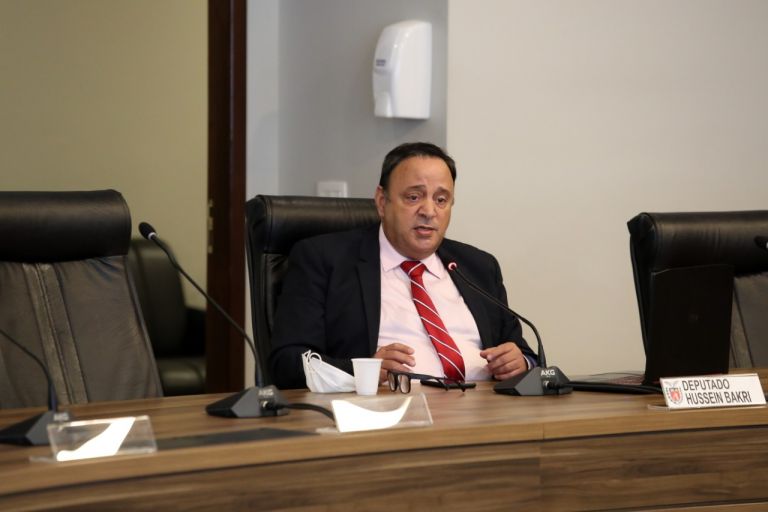 Hussein Bakri denuncia fake news e reitera apoio aos programas sociais