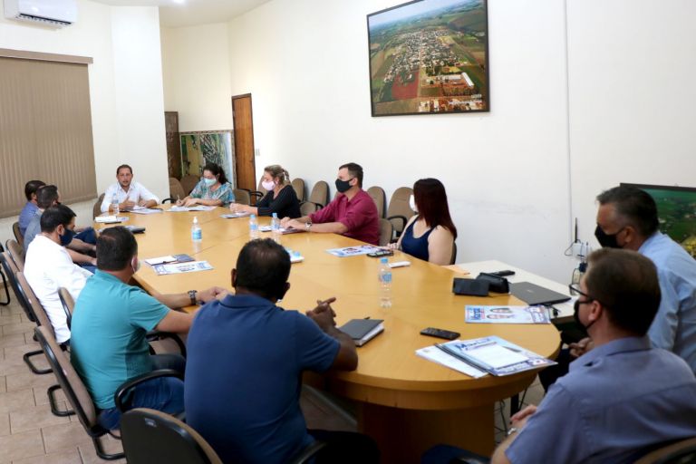 Rodrigo Schanoski inicia mandato com reunião do secretariado