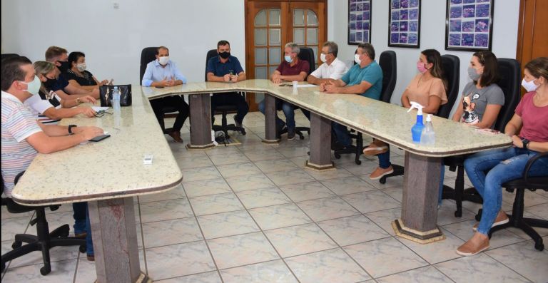 Micheletto visita Quatro Pontes e declara apoio ao município