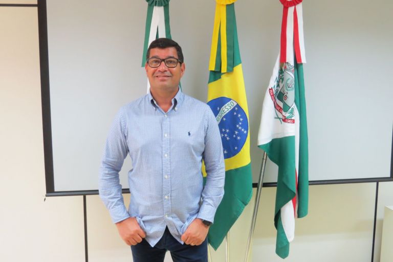 “Educação de trânsito na grade curricular é uma grande prioridade”, adianta Welyngton