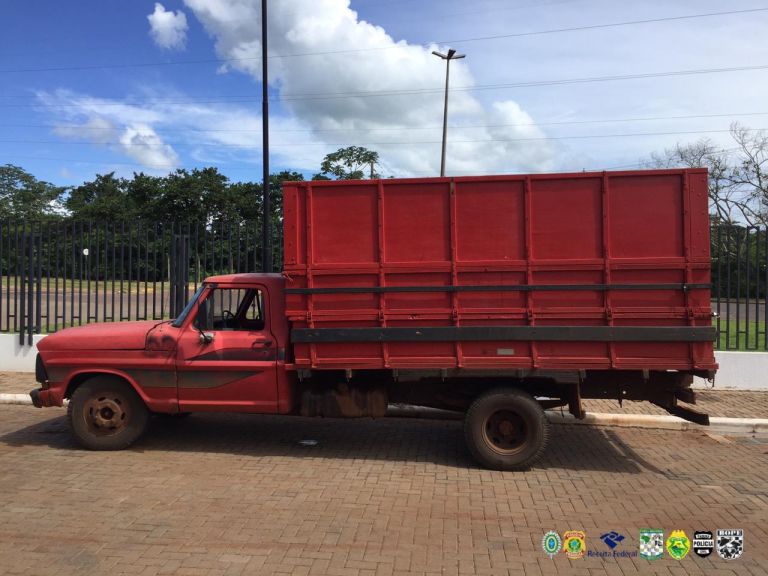 Ação integrada apreende cerca de 75 mil maços de cigarro contrabandeados, prejuízo de R$ 400 mil ao crime organizado