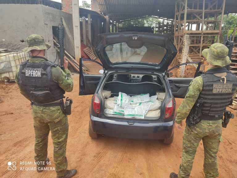 BPFron intercepta veículo carregado com agrotóxicos durante Operação Hórus em Guaíra