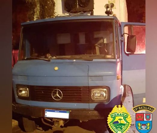 Homem que conduzia caminhão furtado é preso acusado de receptação em Toledo