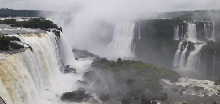 Foz está entre 21 destinos tendência para 2021 apontados pelo MTur