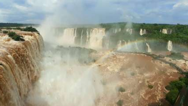 Cataratas estão com mais de 3 milhões de litros d’água por segundo