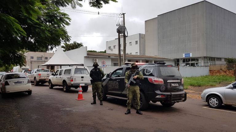Distribuição de vacinas da Covid-19 no Paraná conta com o apoio da Polícia Militar