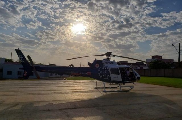Mulher de 62 anos é transferida de Pato Bragado a Toledo pelo helicóptero do Paraná Urgência/Consamu