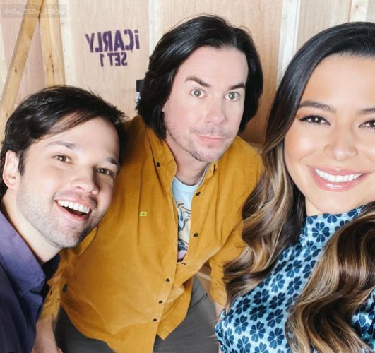 iCarly: elenco se reúne para revival da comédia