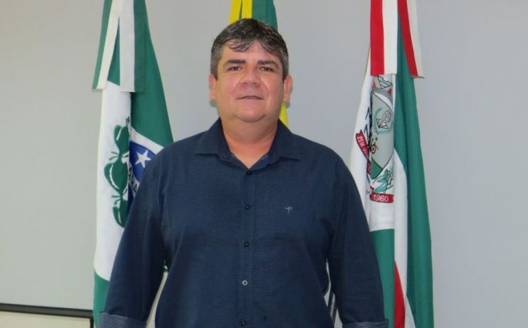 “Nossa prioridade é reajustar as estradas para escoamento da safra”, diz secretário de Viação e Serviços Públicos