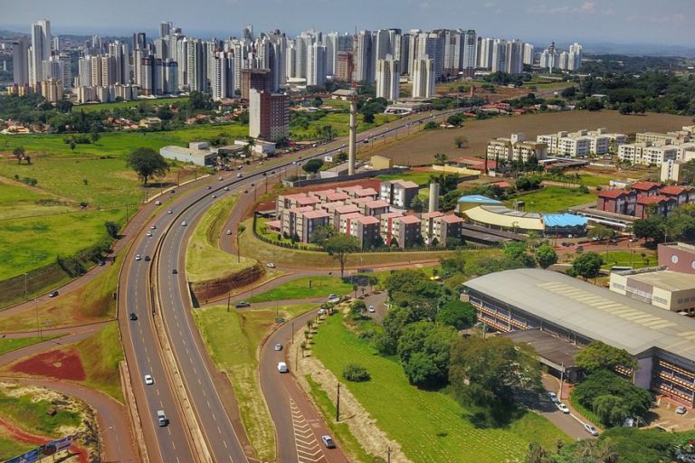Londrina oferece 15 vagas em concurso público para professor de educação física