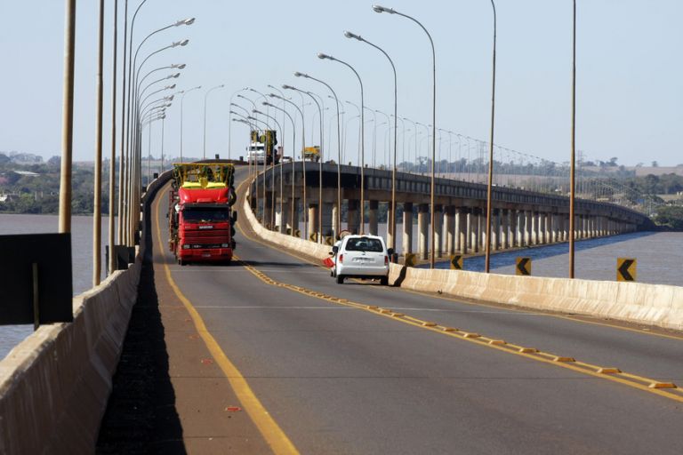 Governo e Itaipu formalizam convênios de R$ 193 milhões para obras em Guaíra e Cascavel