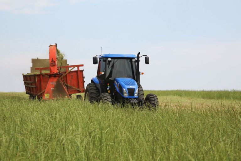 Seguro Rural e Trator Solidário levam segurança e eficiência ao campo