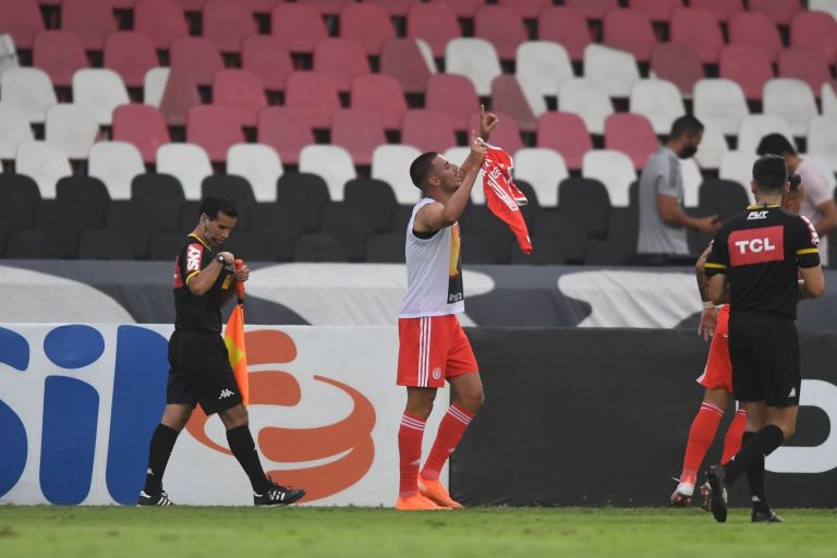 Thiago Galhardo volta a marcar e Inter segue na liderança: “Estamos preparados para ser campeões”