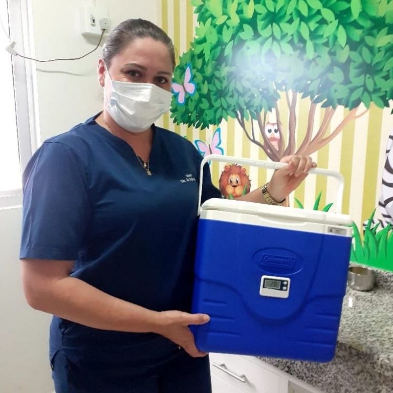 Mercedes recebe mais 80 doses da vacina contra o coronavírus