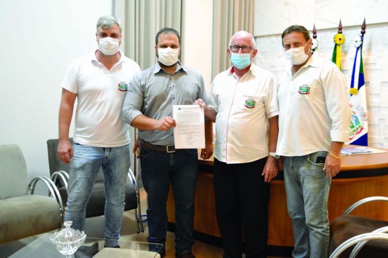 Assinada ordem de serviço para recapeamento asfáltico na Linha Divisa