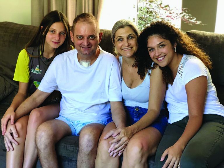 Depois de dois meses entre a vida e a morte, empresário rondonense vence a Covid-19 e volta pra casa