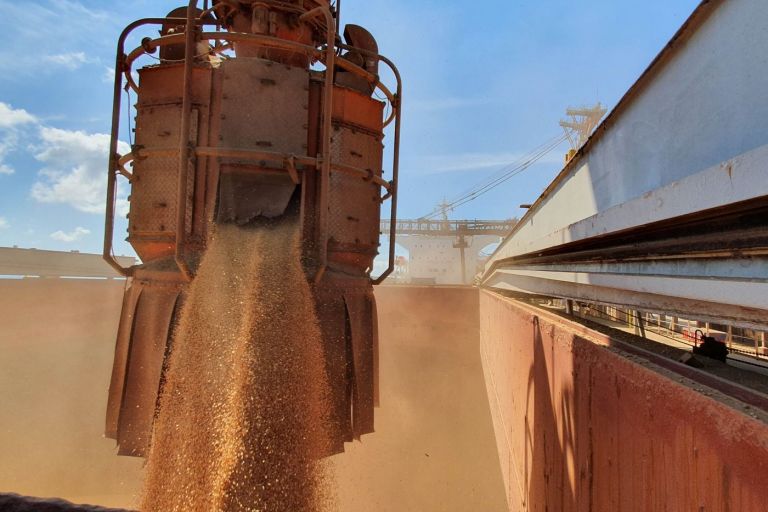 IBGE prevê safra recorde de 288,1 milhões de toneladas em 2023