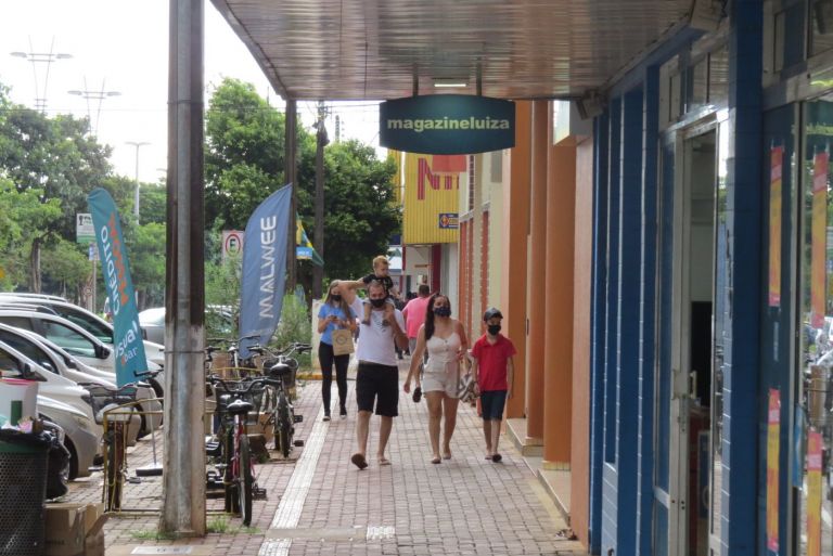 Comércio reabre as portas em Marechal Rondon e pode funcionar entre 08 e 20 horas