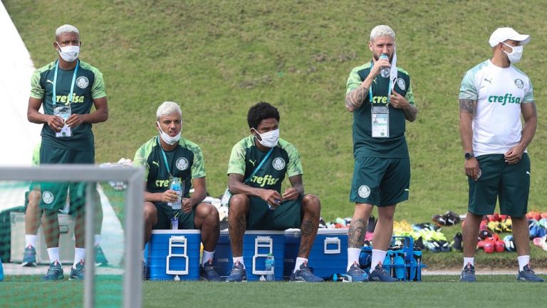 Palmeiras volta a treinar em Doha após eliminação no Mundial de Clubes