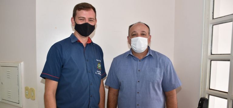 João Laufer reassume Prefeitura de Quatro Pontes após 20 dias de férias