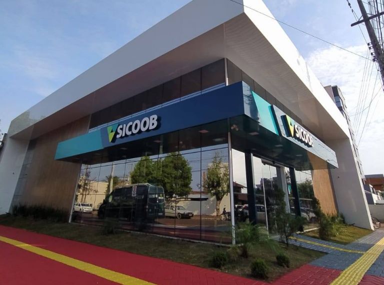 Sicoob se torna terceira maior rede de atendimento do Brasil