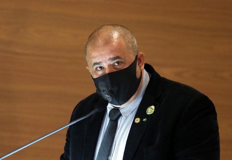 Paranaenses pagarão conta da venda de ações da Copel, diz Soldado Fruet