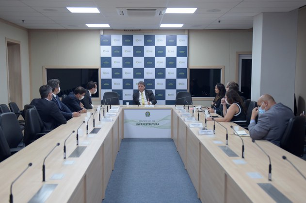 Ministro da Infraestrutura defende modelo de concessão das rodovias paranaenses: “Muito diferente do que no passado”