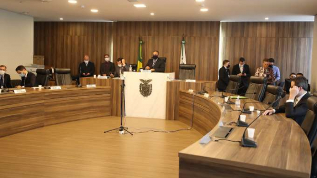 Projeto que estabelece educação como atividade essencial avança na Assembleia