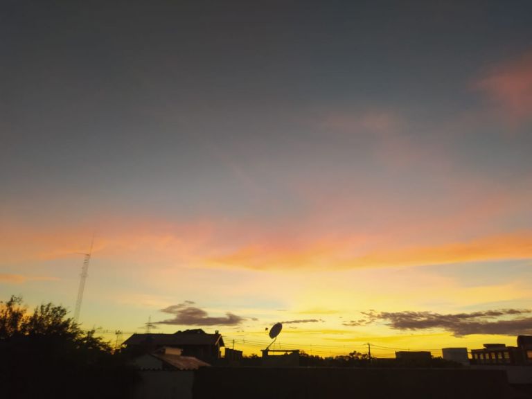 Terça-feira amanhece com céu claro em Marechal Rondon; temperaturas devem alcançar 30°C