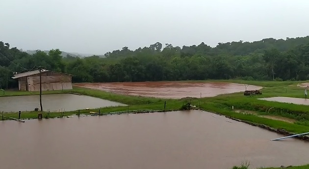 Fortes chuvas causam estragos no interior de Marechal Rondon