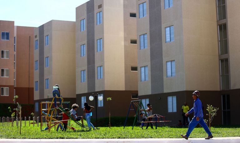 Adesão de municípios a programa de regularização fundiária começa hoje