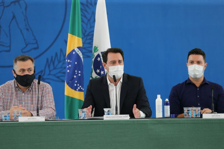 Governo vai atualizar medidas ainda hoje; anúncio será às 17 horas