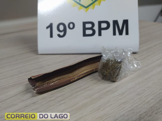 Polícia Militar apreende porção de maconha durante operação de fiscalização em Santa Helena