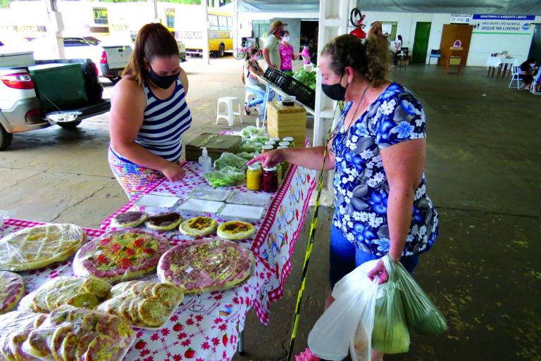 Aprovada lei que torna feiras da agricultura familiar e Acempre atividades essenciais