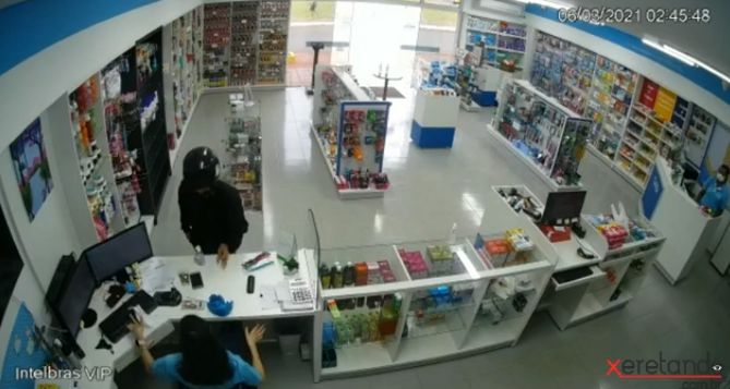 Farmácia de Diamante do Oeste e Santa Helena são assaltadas nesta sexta-feira; confira vídeo 