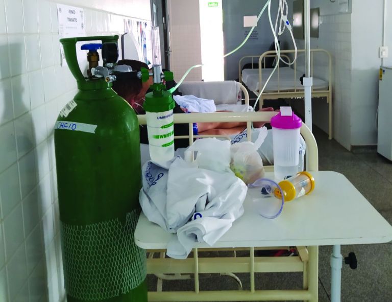 Onze rondonenses estão internados e dois intubados devido à Covid-19