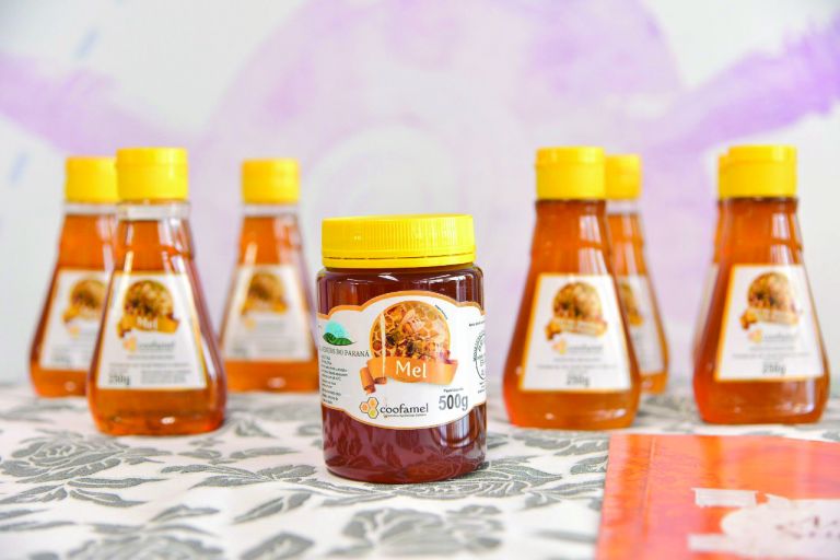 Coofamel comercializou 200 toneladas de mel em 2020