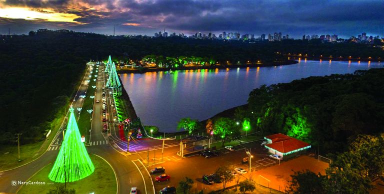 Há quase três anos sem pescaria oficial, Lago Municipal de Cascavel fervilha