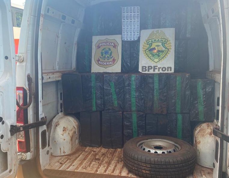 BPFron e PF apreendem veículo com cigarros contrabandeados em Medianeira