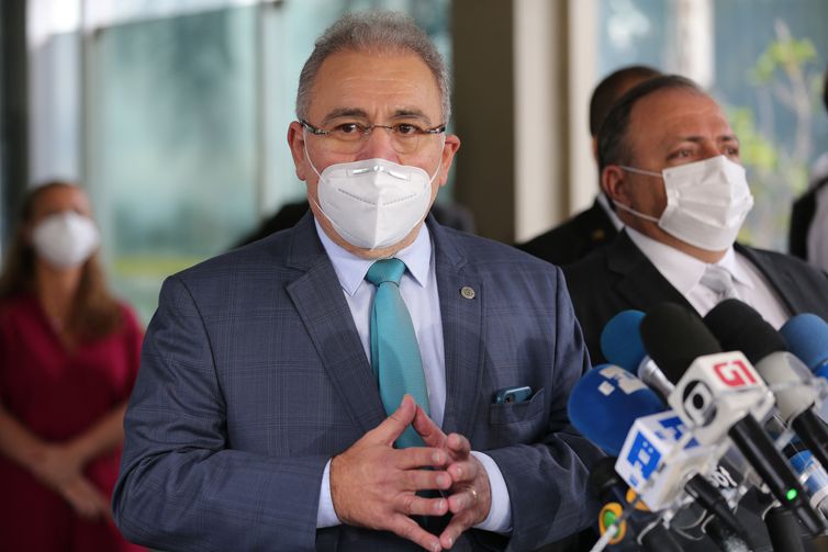 Queiroga diz que “não compete” ao Ministério da Saúde decidir sobre Copa América