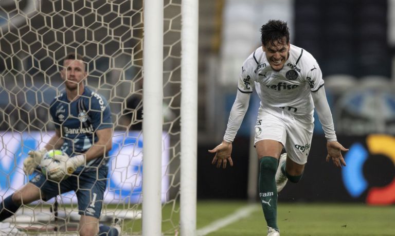 Palmeiras faz 1 a 0 no Grêmio e larga na frente na decisão da Copa do Brasil