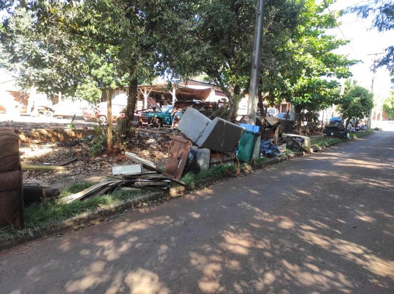 Arrastão contra a dengue no bairro São Lucas mobiliza comunidade rondonense nesta manhã