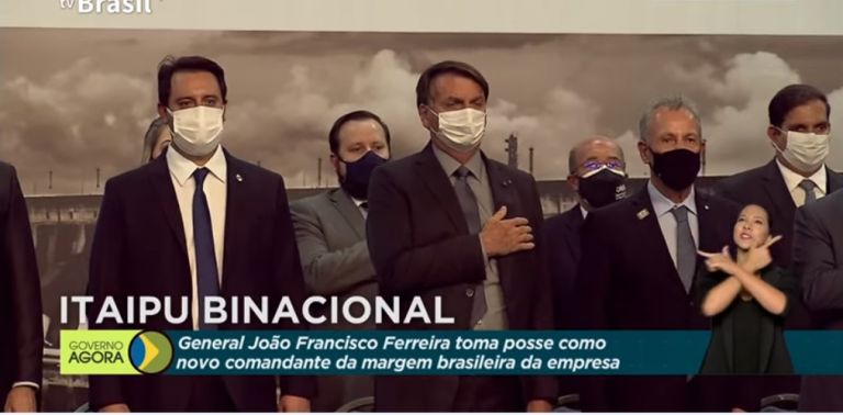 Presidente Bolsonaro participa da posse do novo diretor-geral brasileiro da Itaipu em Foz do Iguaçu