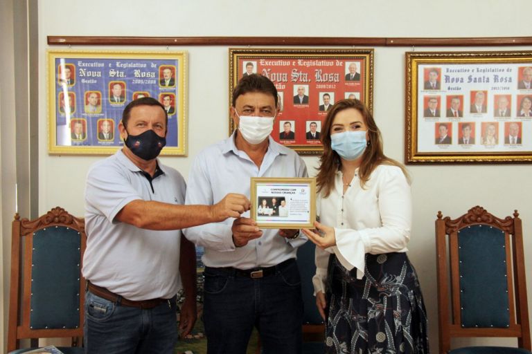 Deputada Leandre visita Nova Santa Rosa