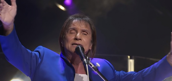 Roberto Carlos completa 80 anos nesta segunda-feira