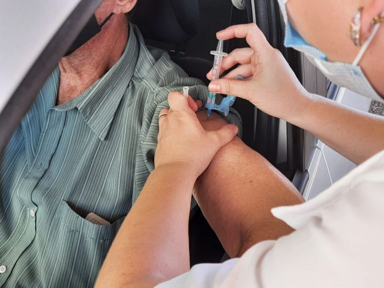 Pessoas com 65 anos ou mais serão vacinadas amanhã em Marechal Rondon