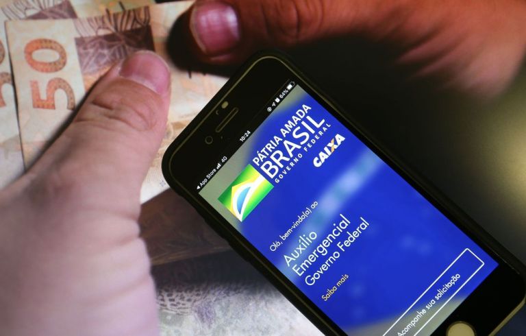 Ministro da Cidadania diz que a possibilidade de fraude no auxílio emergencial foi reduzida a quase zero