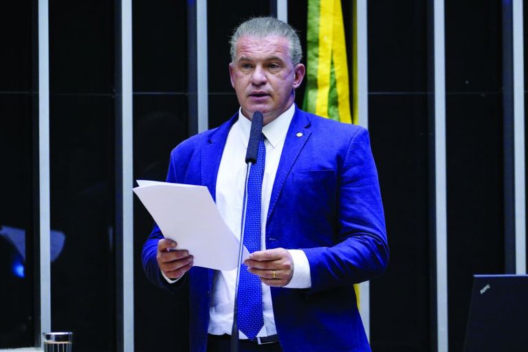 Deputado Evandro Roman reverte no TSE julgamento que levou à cassação de seu mandato